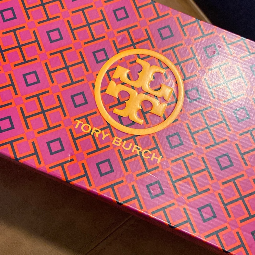 Like new leather Tory Burch Chelsea Baller Flats